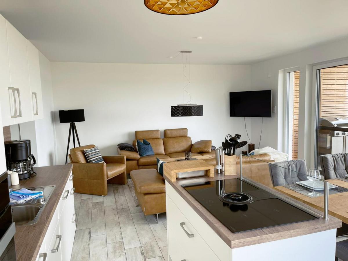 Exklusives Apartment Mit Blick Auf Den See Grossraeschen Extérieur photo